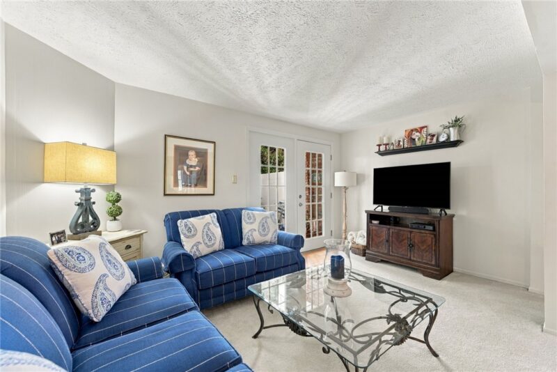 1301 Timberidge Dr — photo 4