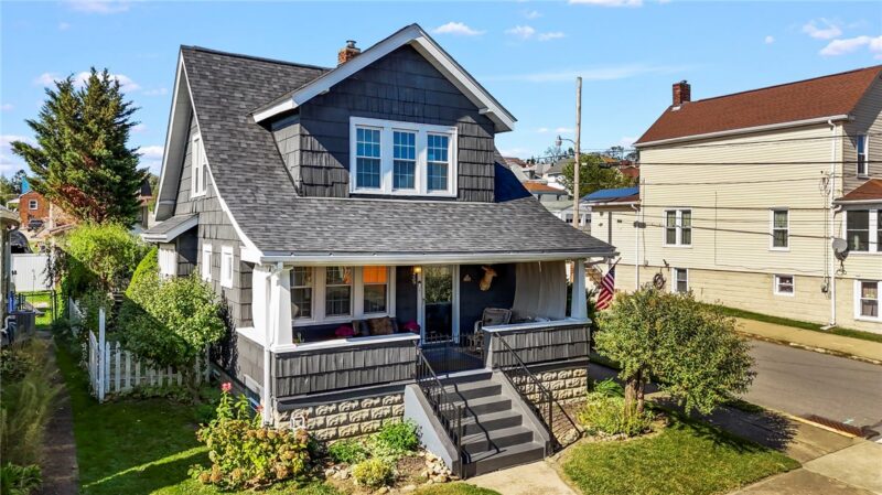 439 Franklin Ave — photo 2
