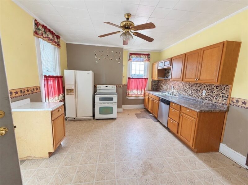118-120 S Carnegie Ave — photo 4