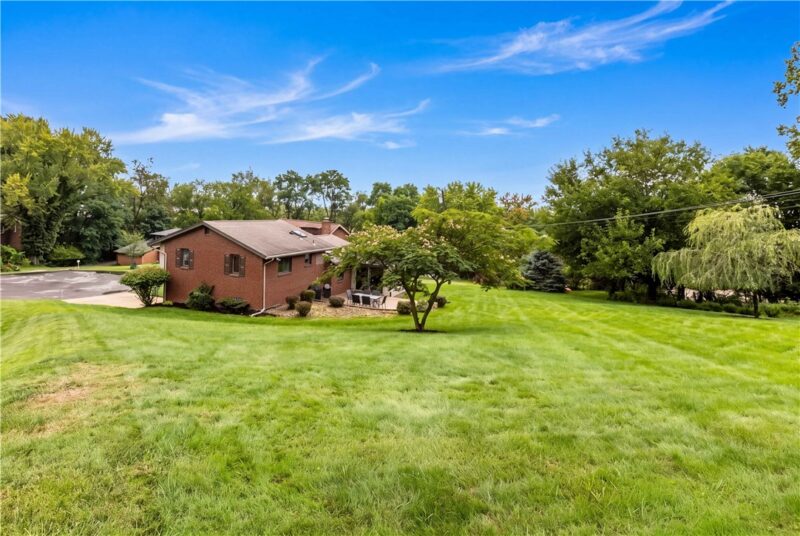 118 Kinross Ln — photo 3
