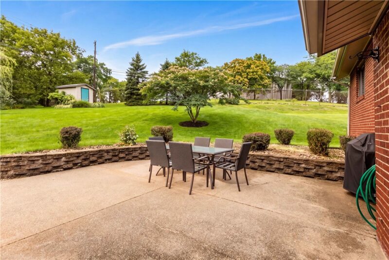 118 Kinross Ln — photo 6