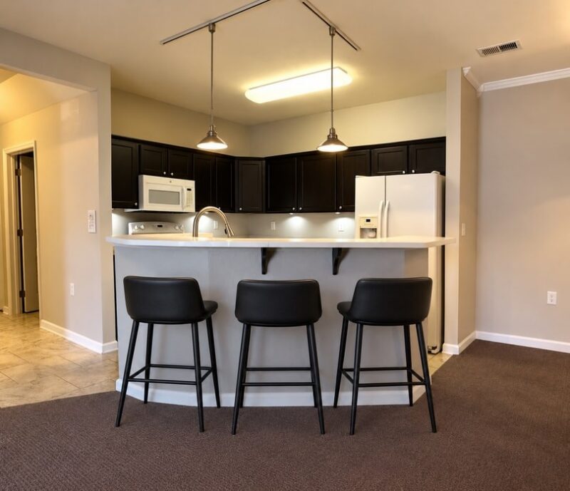 250 Hidden Ridge Ct 103 — photo 4