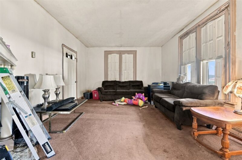 233 W Brady St — photo 7