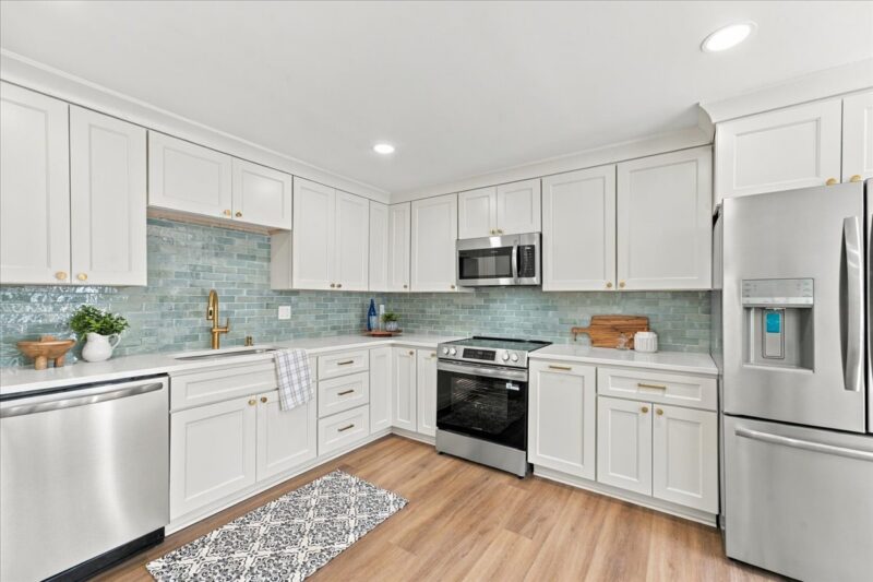 213 Pine Court — photo 4