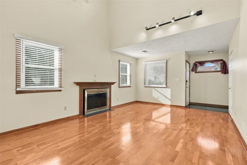 308 Lamplighter Circle — photo 5