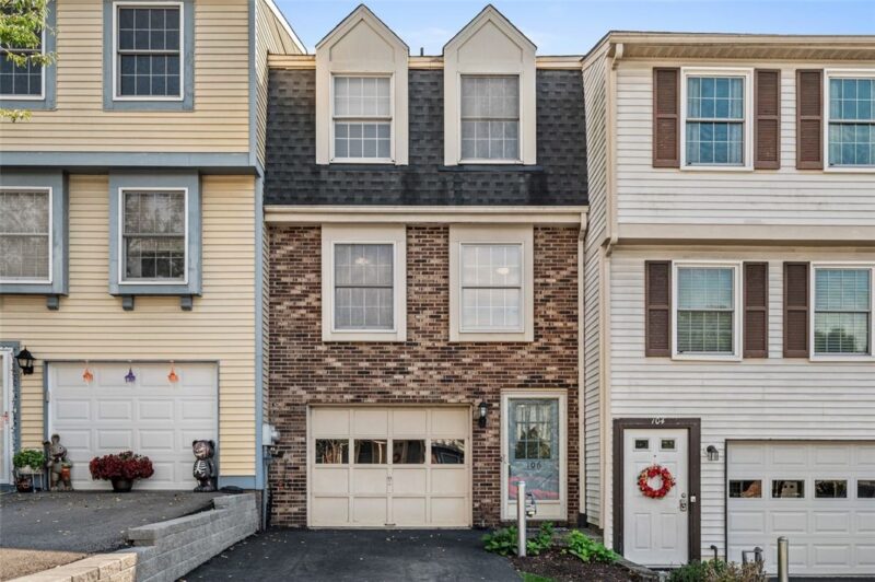 106 Shadowlawn