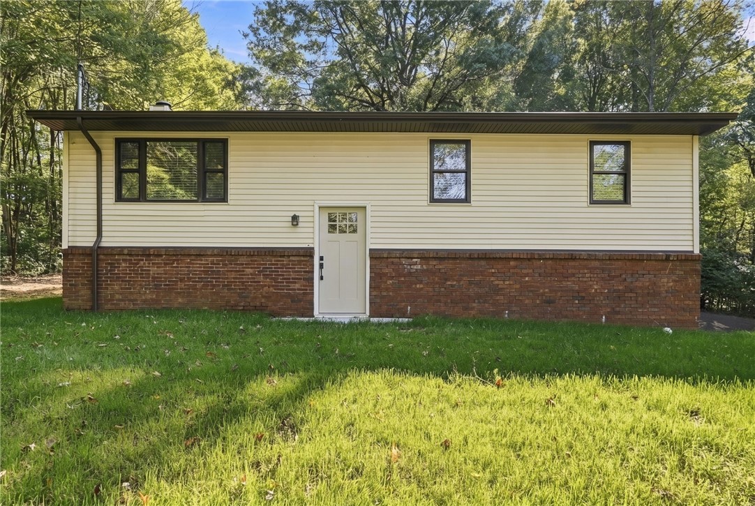 14 Blackswoods Rd — photo 1