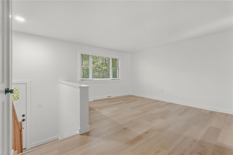 14 Blackswoods Rd — photo 3