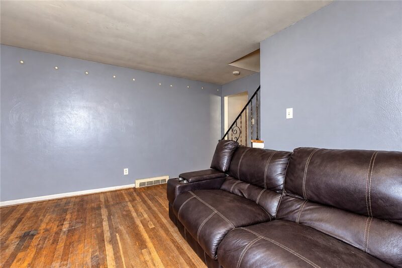 633 Woodward Avenue — photo 5
