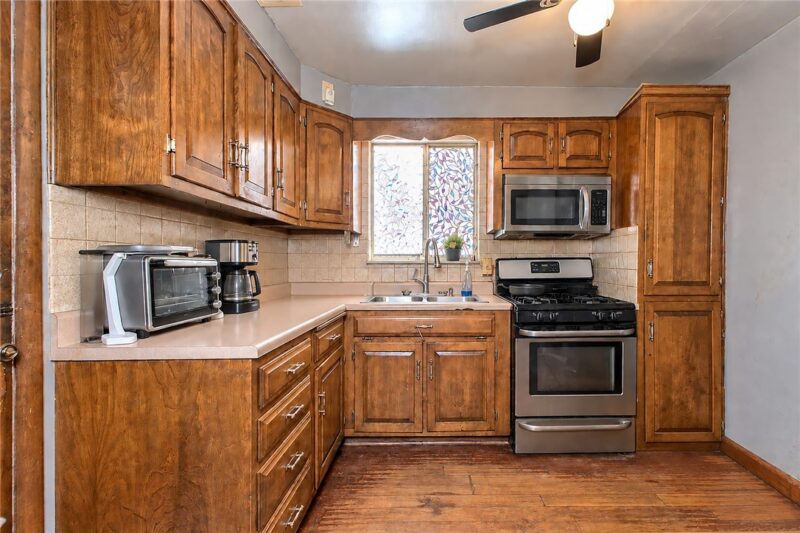 633 Woodward Avenue — photo 7