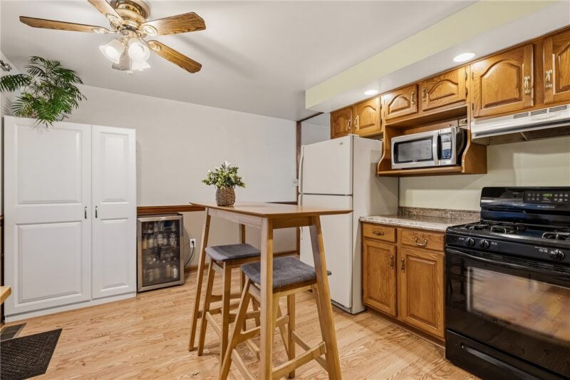 213 Alpine Village Dr — photo 7