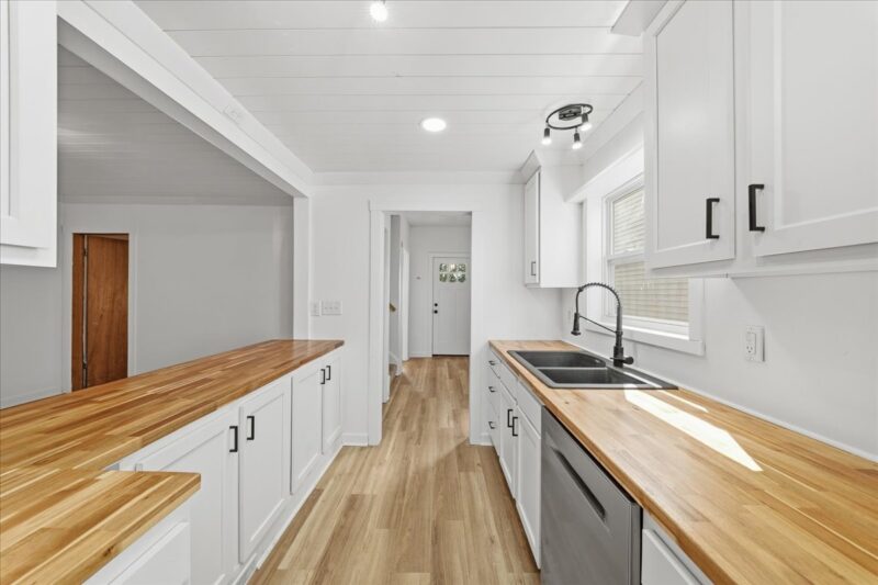 217 Homestead STREET — photo 8