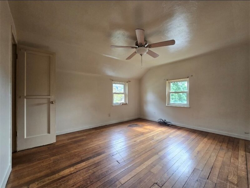 2405 Wenzell — photo 8