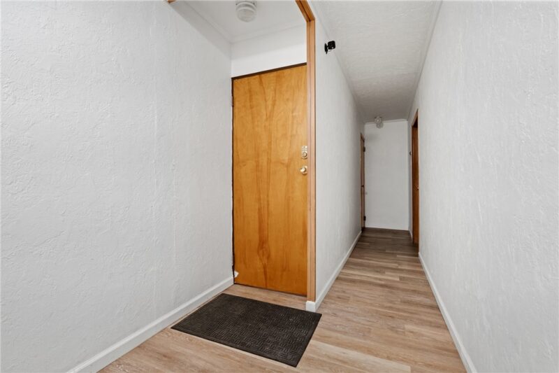 533 S Winebiddle St — photo 3