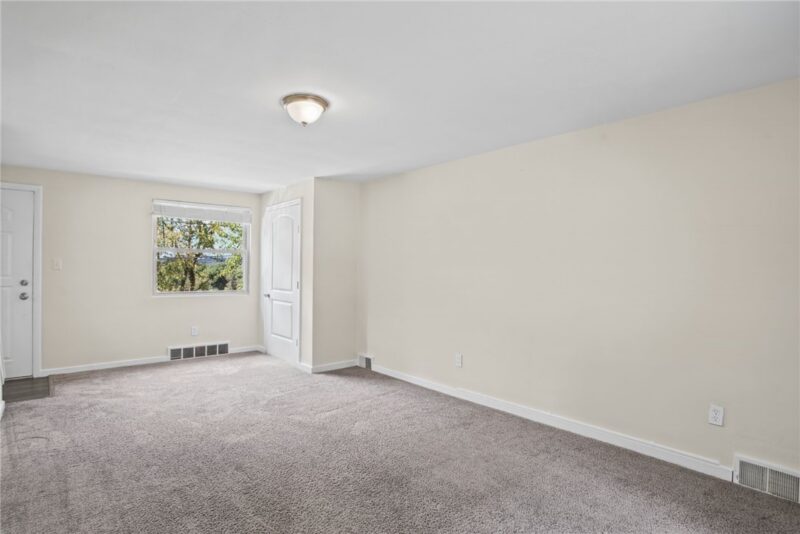 8018 Lincoln Rd — photo 4