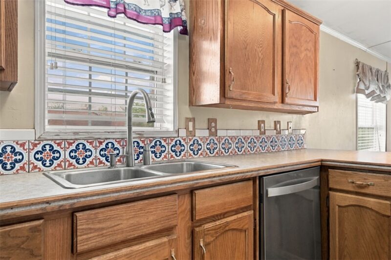 39377 Montour Ct — photo 6