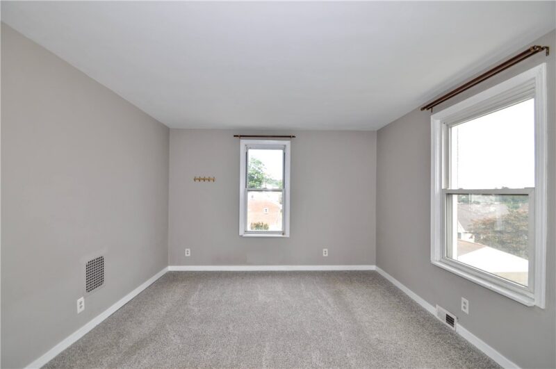 108 Euclid Ave — photo 2