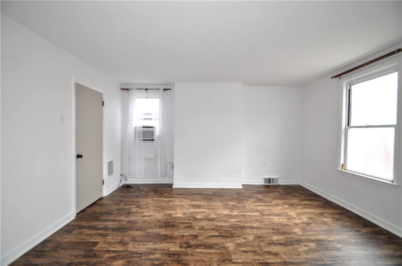 108 Euclid Ave — photo 4