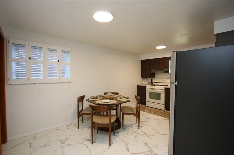 4548 Mapledale Drive — photo 8