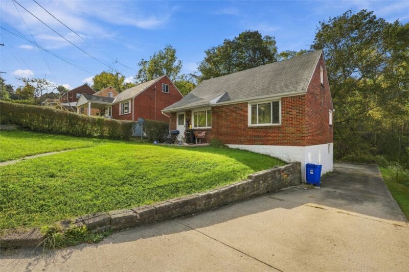 201 Key Dr — photo 3