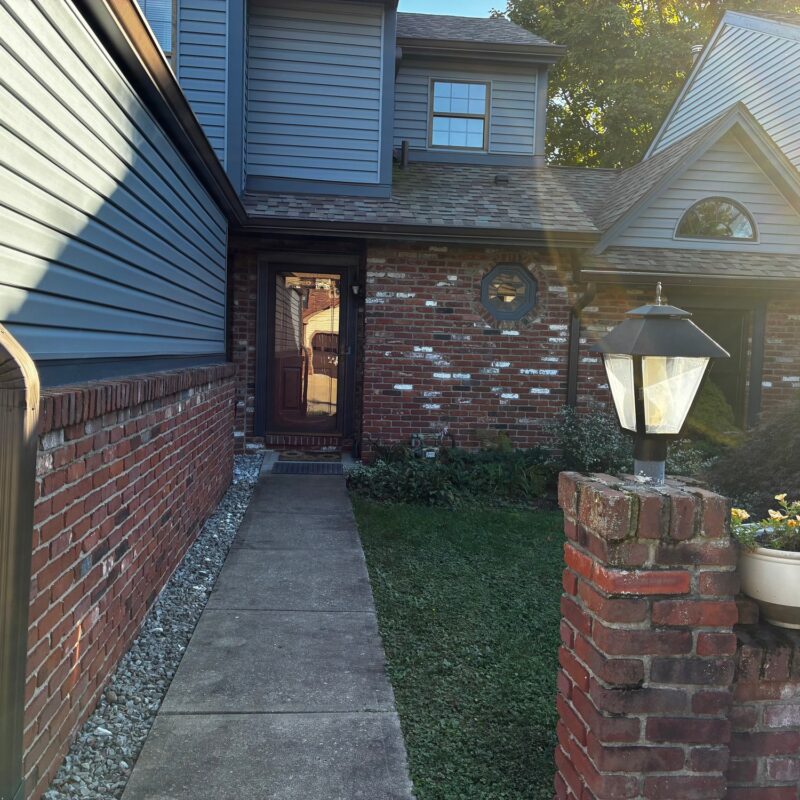 1121 Valleyview DRIVE — photo 2
