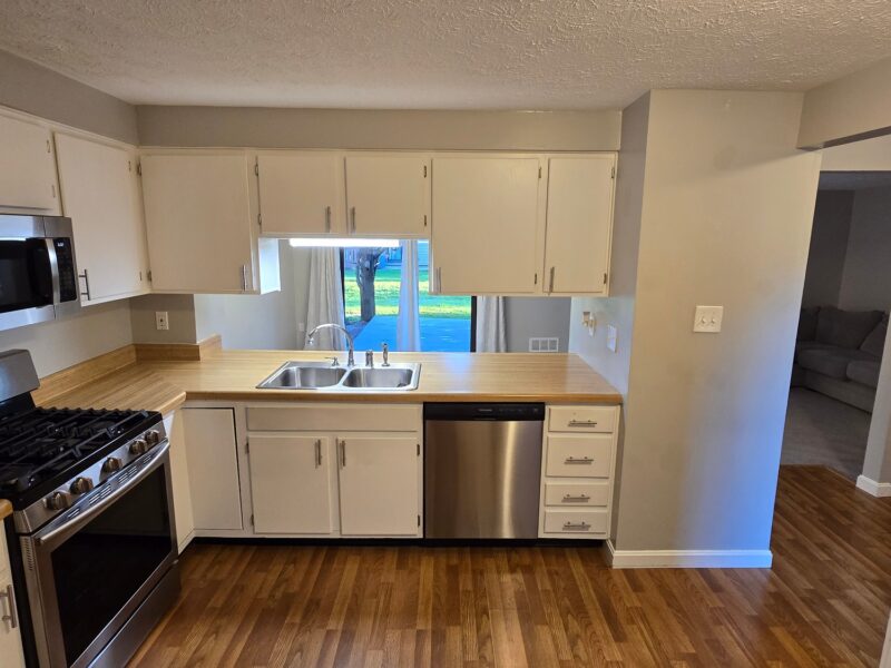 1121 Valleyview DRIVE — photo 4