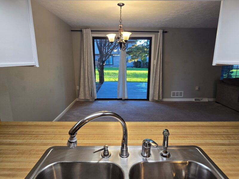 1121 Valleyview DRIVE — photo 5