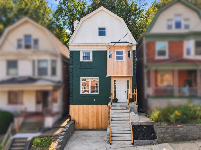 5446 Black Street