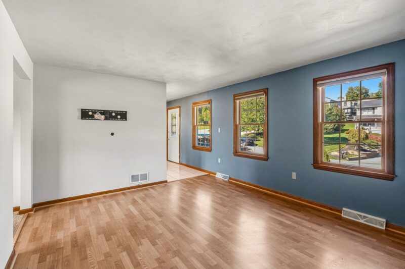 14 Autumn Wood COURT — photo 4