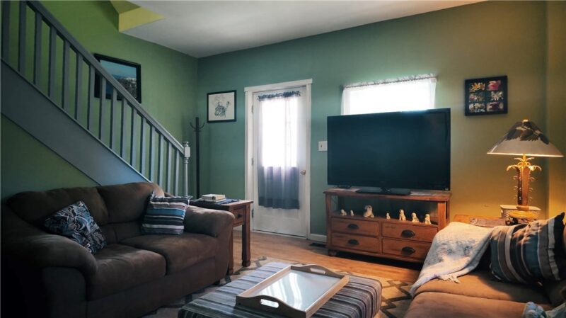 26 Mehard Ave — photo 8