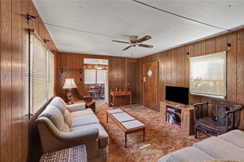 14593 Ridgecrest Dr — photo 3