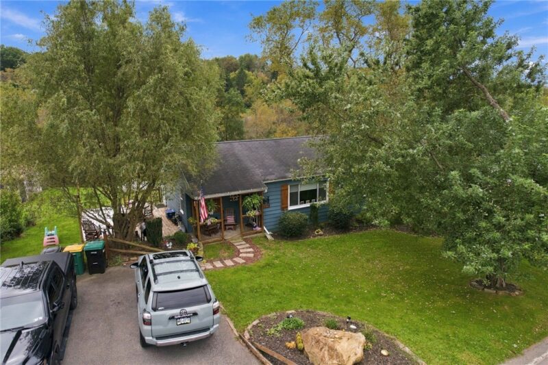2578 Elgro Rd — photo 4