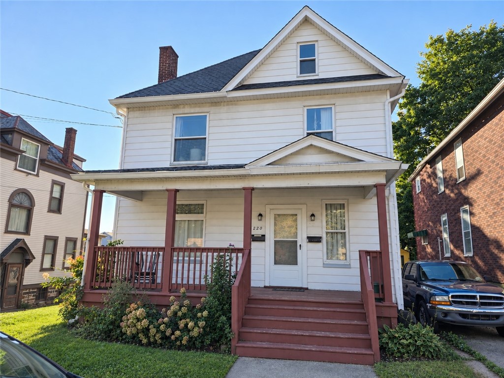 220 N Monroe St — photo 1