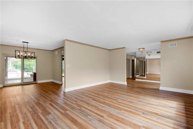 613 Glen Dr — photo 7