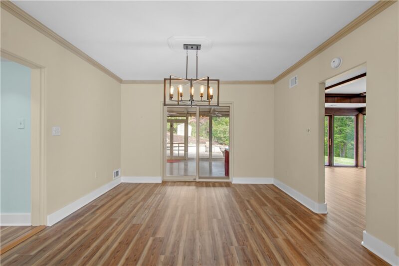 613 Glen Dr — photo 8
