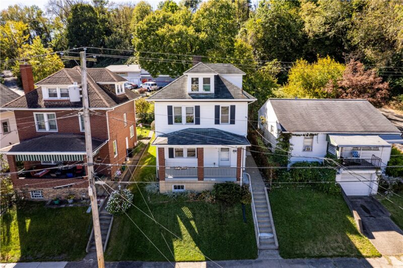 904 GREEN STREET — photo 6