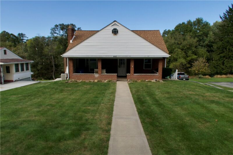 443 Trestle Rd — photo 2