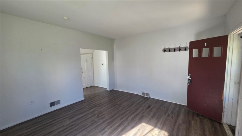 209/211 Center Street — photo 8