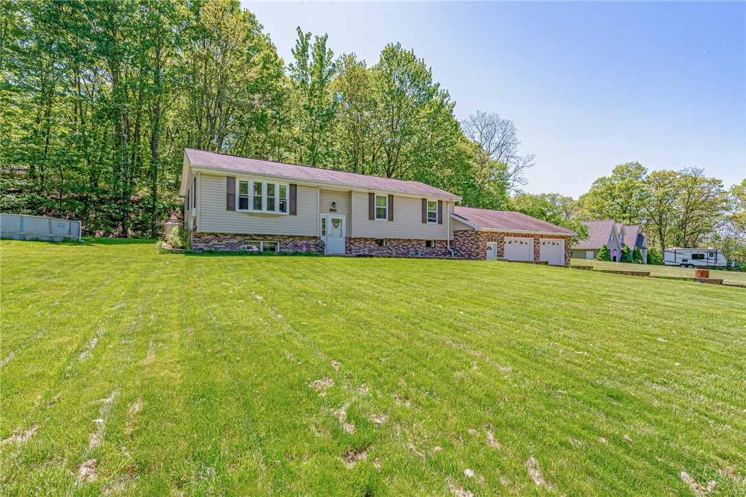 157 Oak Hill Dr — photo 1