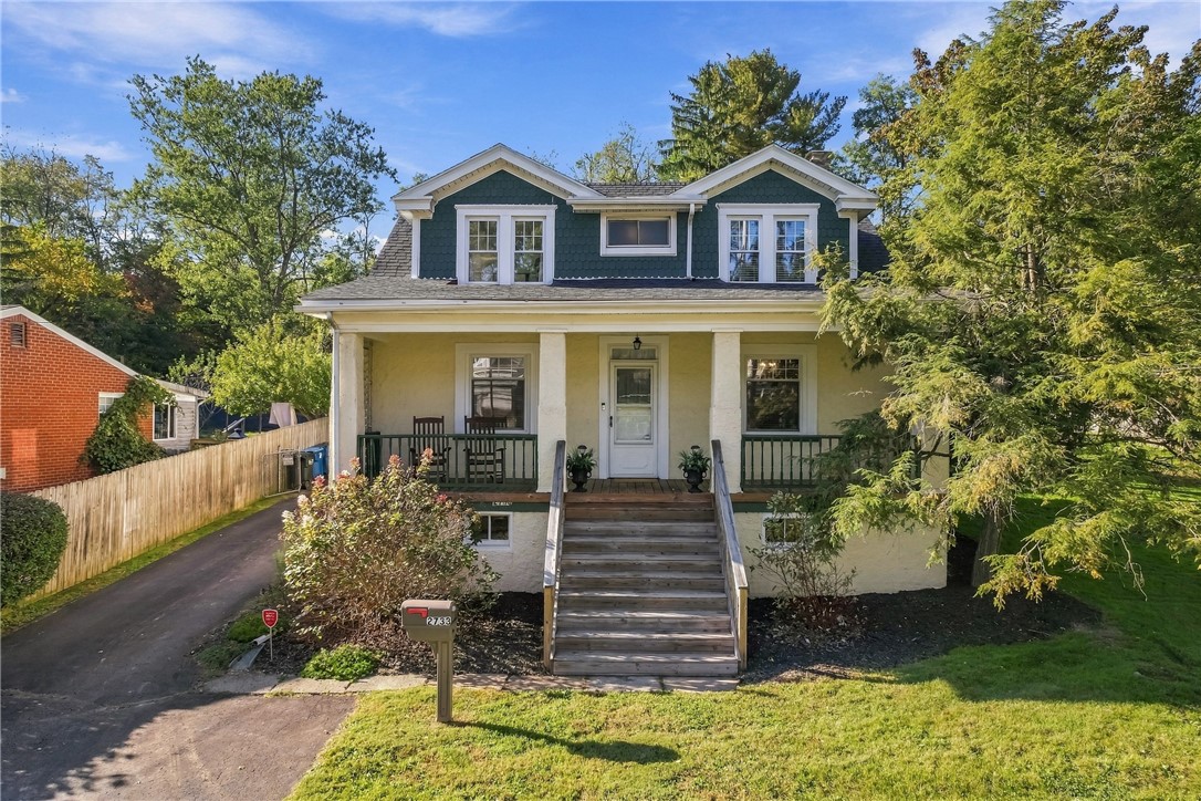 2733 Main St — photo 1