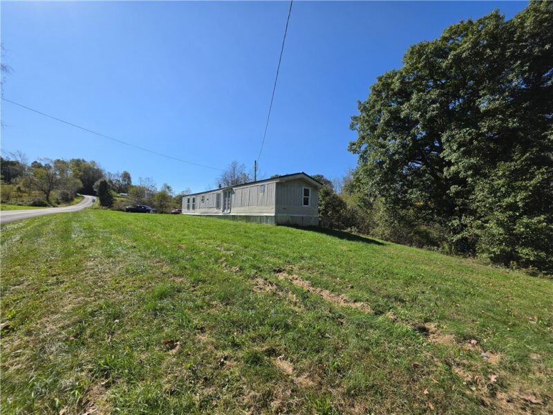 315 Wyant Rd — photo 2