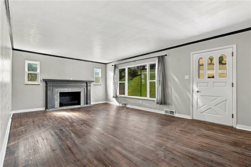 1330 Robbins St — photo 6