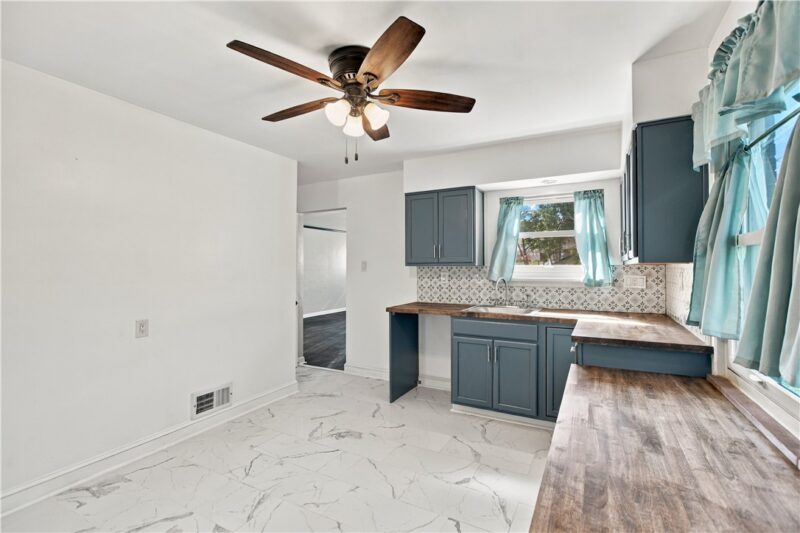 1330 Robbins St — photo 7