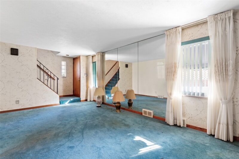 1329 Stanley Drive — photo 4