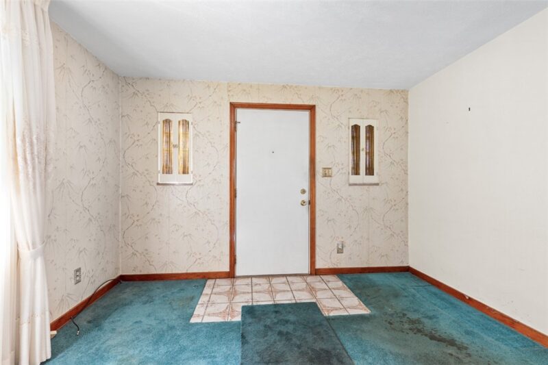 1329 Stanley Drive — photo 5