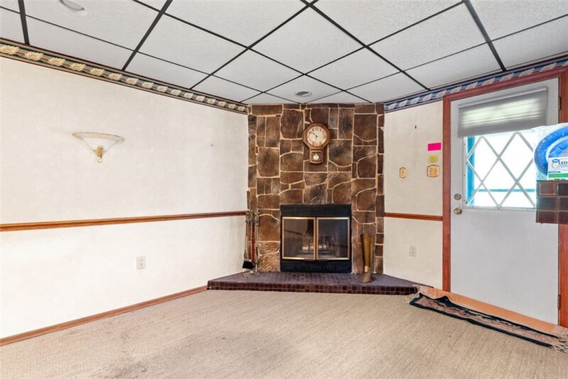 1329 Stanley Drive — photo 8