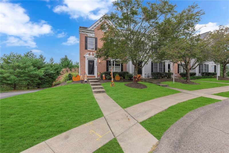 122 Castle View Dr