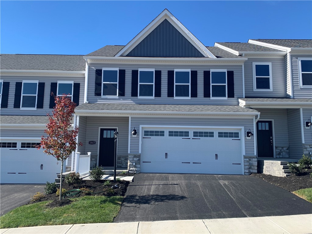 1013 Darcy Drive — photo 1
