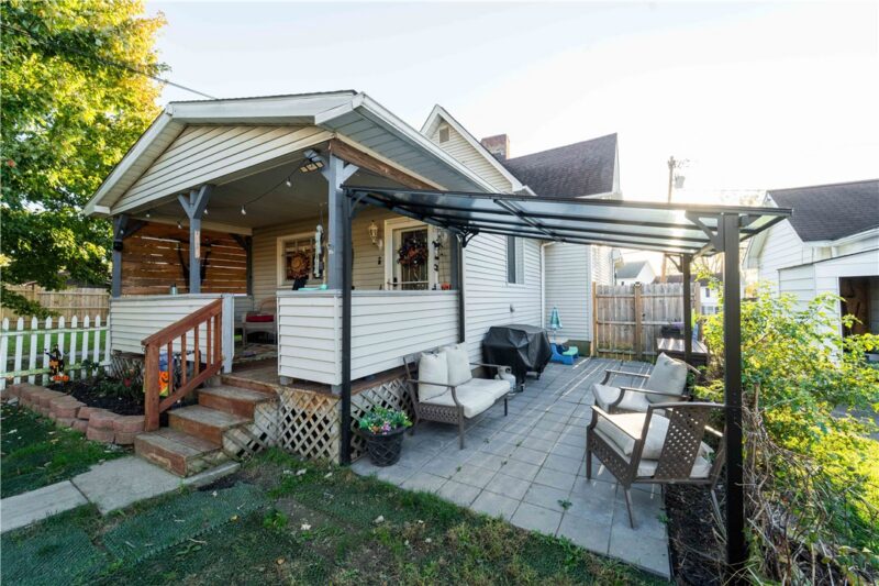 30 Homestead Avenue — photo 2