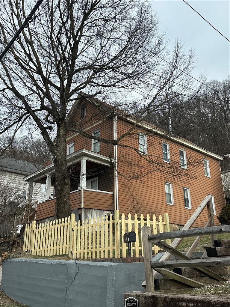 934 Ridge St. — photo 2